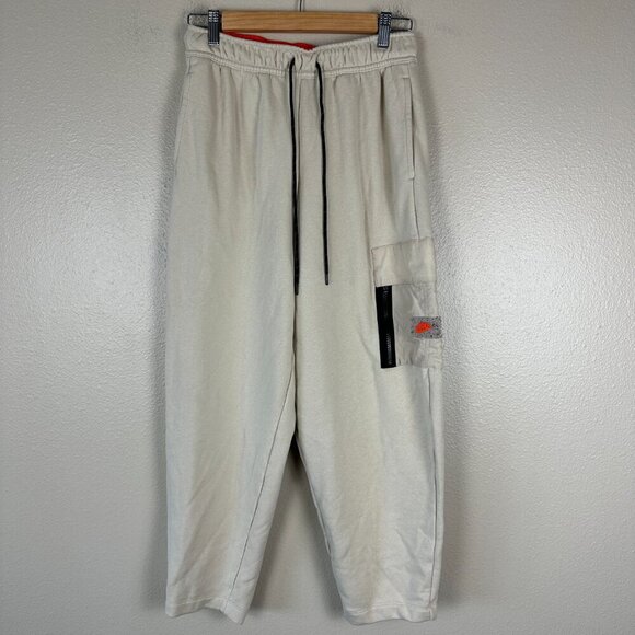 Nike Womens Small Sports Utility Fleece Cargo Pants Jogger Sweatpants Athleisure - Picture 3 of 6